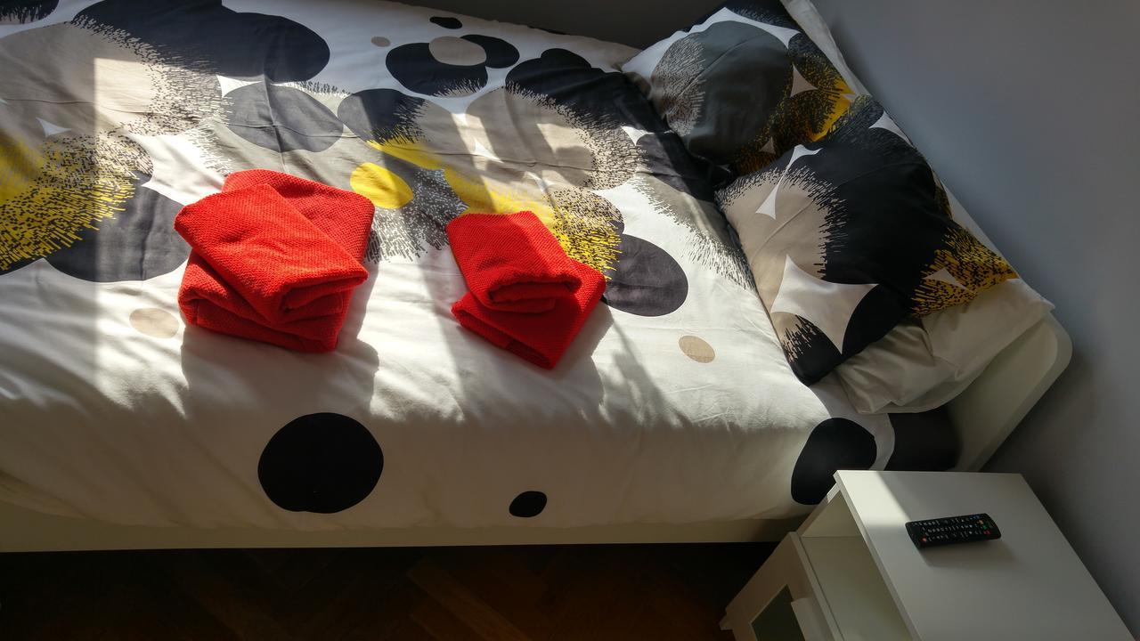 Rent0Nline Niepodleglosci Rooms Metro 바르샤바 외부 사진
