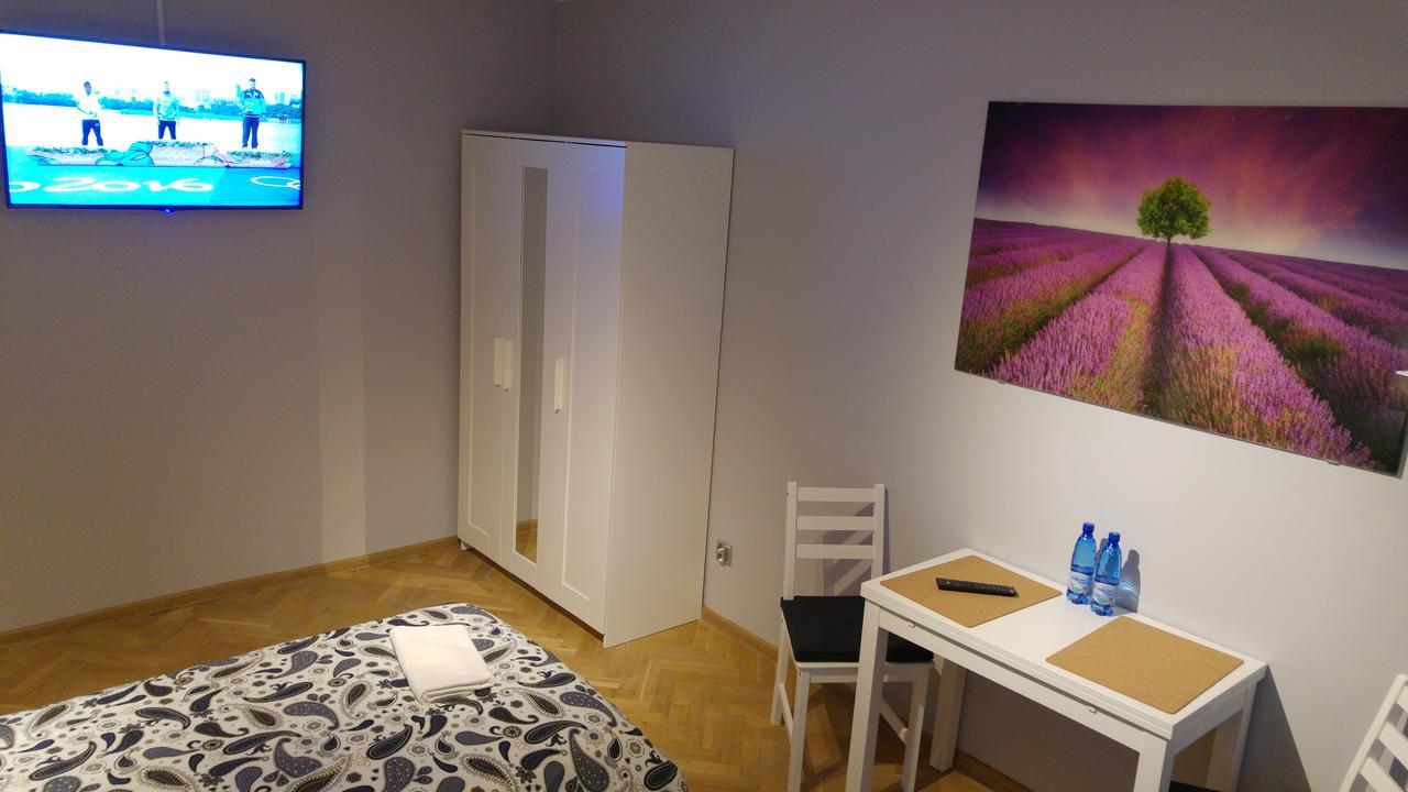 Rent0Nline Niepodleglosci Rooms Metro 바르샤바 외부 사진